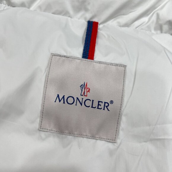 Moncler Maya 70 puffer jacket - Picture 9 of 9
